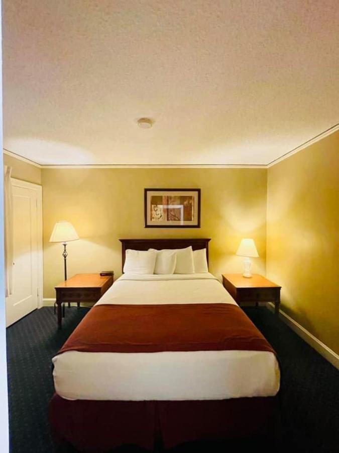 Senate Suites Extended Stay Hotel Topeka Exteriér fotografie