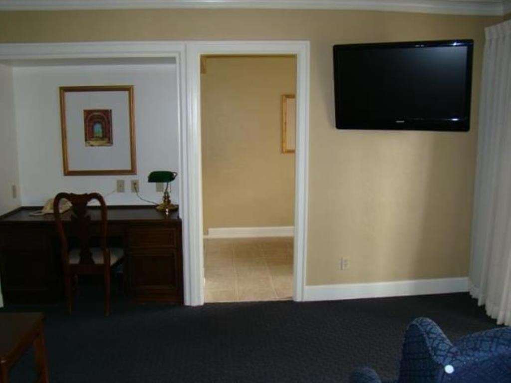 Senate Suites Extended Stay Hotel Topeka Pokoj fotografie